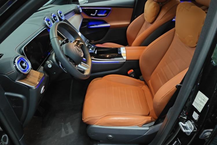 Used Mercedes-Benz GLC 2023 Refreshed GLC 300 L 4MATIC Dynamic Version 7-Seater Left Front Seat