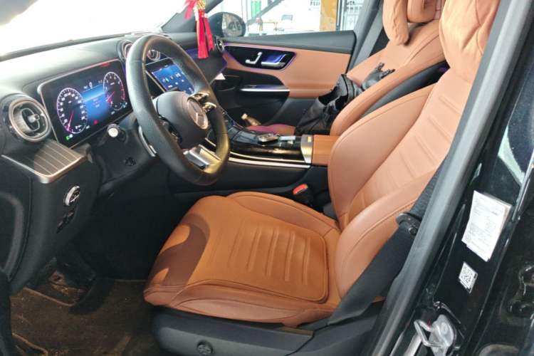 Used Mercedes-Benz GLC 2023 Refreshed GLC 300 L 4MATIC Dynamic Edition 5 Seats Left Front Seat