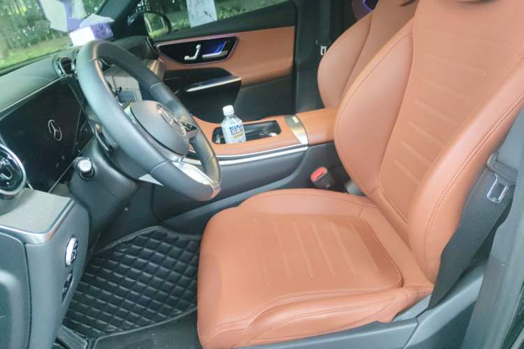 Used Mercedes-Benz GLC 2023 GLC 260 L 4MATIC Dynamic Edition 5-seater Left Front Seat