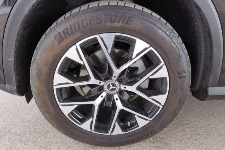 Used Mercedes-Benz GLC 2023 Facelift GLC 260 L 4MATIC Dynamic Version 5 Seats Left Front Wheel Hub