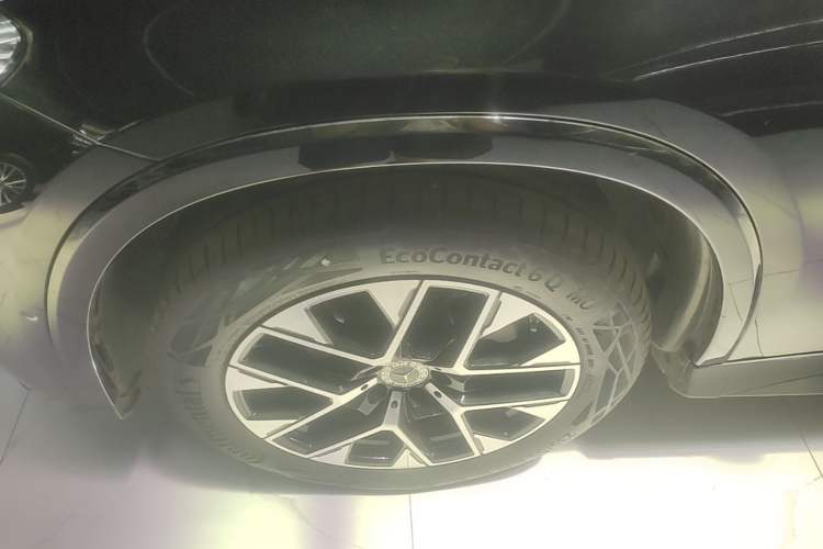Used Mercedes-Benz GLC 2023 GLC 260 L 4MATIC Luxury Model 5 Seats Left Front Wheel Hub