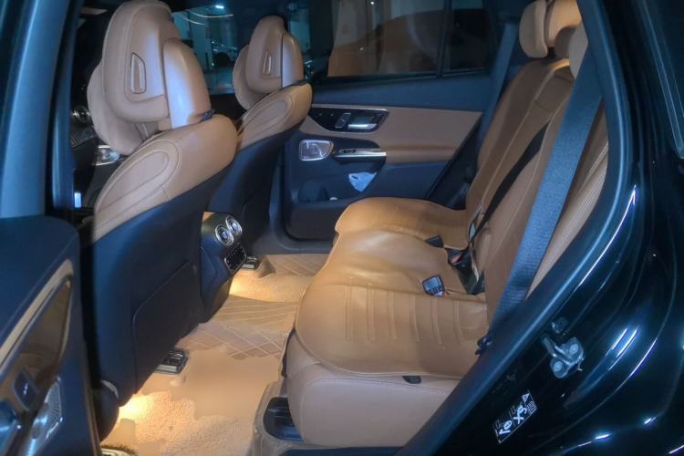 Used Mercedes-Benz GLC 2023 GLC 300 L 4MATIC Luxury 7-Seater Left Rear Seat