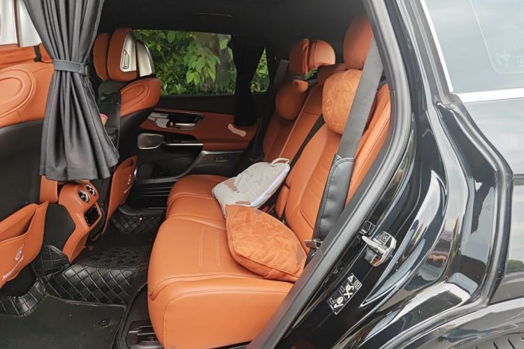 Used Mercedes-Benz GLC 2023 GLC 260 L 4MATIC Luxury 7-Seater Left Rear Seat