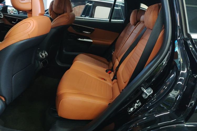Used Mercedes-Benz GLC 2023 GLC 300 L 4MATIC Dynamic 7-Seater Left Rear Seat