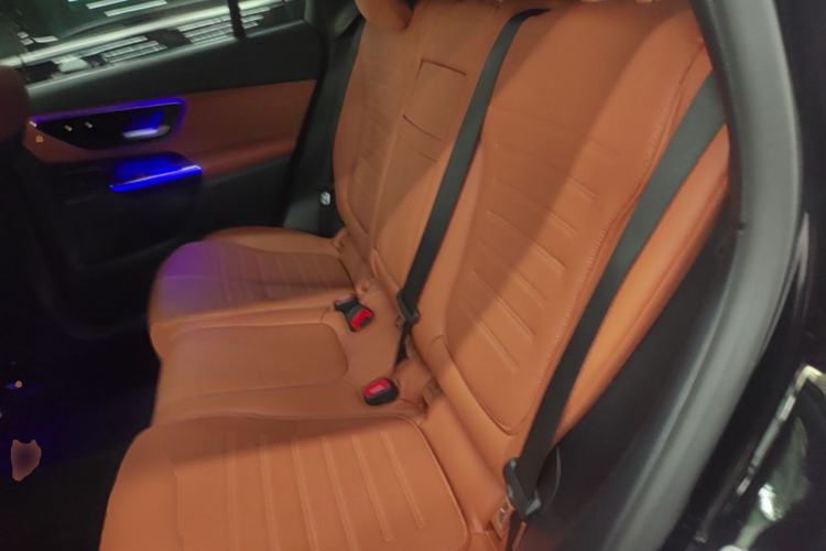 Used Mercedes-Benz GLC 2023 GLC 260 L 4MATIC Luxury Model 5 Seats Left Rear Seat