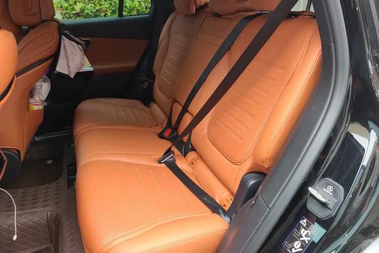 Used Mercedes-Benz GLC 2023 Refreshed GLC 300 L 4MATIC Dynamic Version 7-Seater Left Rear Seat