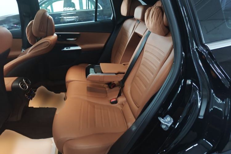 Used Mercedes-Benz GLC 2023 Facelift GLC 260 L 4MATIC Dynamic Version 5 Seats Left Rear Seat