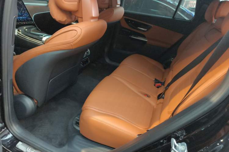 Used Mercedes-Benz GLC 2023 GLC 300 L 4MATIC Dynamic 7-Seater Left Rear Seat