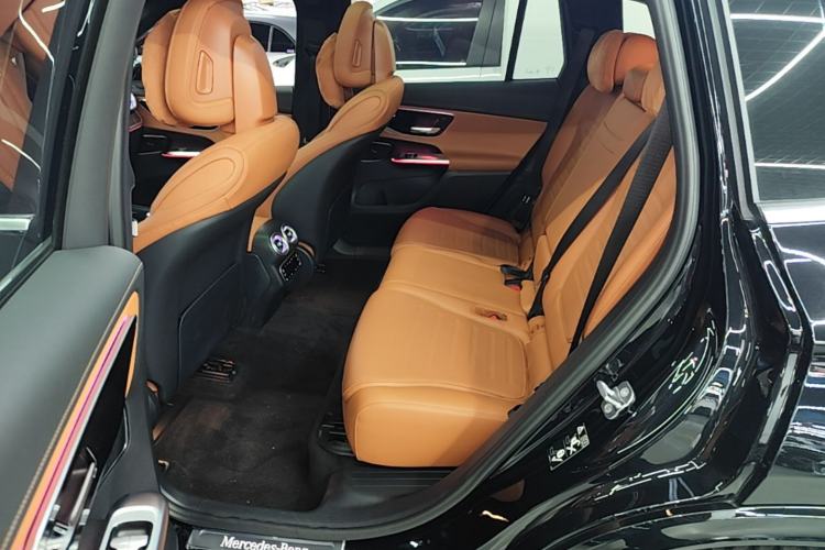 Used Mercedes-Benz GLC 2023 GLC 300 L 4MATIC Dynamic 7-Seater Left Rear Seat