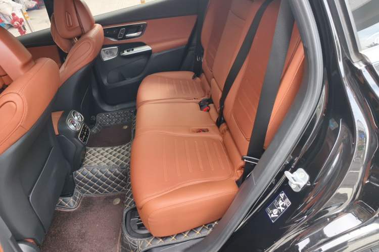 Used Mercedes-Benz GLC 2023 GLC 300 L 4MATIC Luxury 7-Seater Left Rear Seat