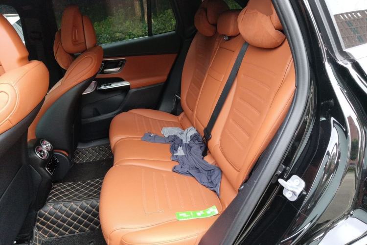 Used Mercedes-Benz GLC 2023 GLC 300 L 4MATIC Dynamic Edition 5-seater Left Rear Seat