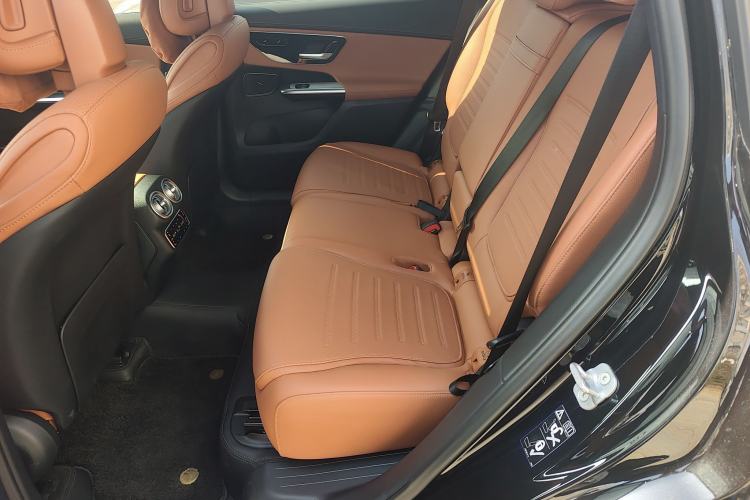 Used Mercedes-Benz GLC 2023 GLC 300 L 4MATIC Dynamic 7-Seater Left Rear Seat