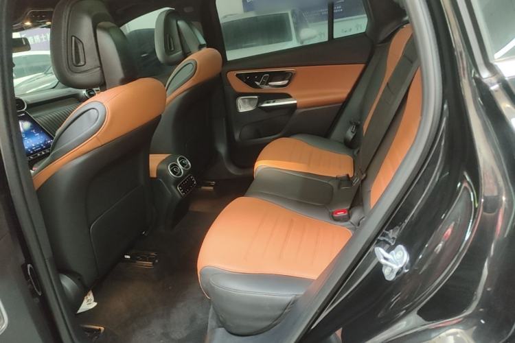Used Mercedes-Benz GLC 2023 GLC 300 L 4MATIC Dynamic Edition 5-seater Left Rear Seat