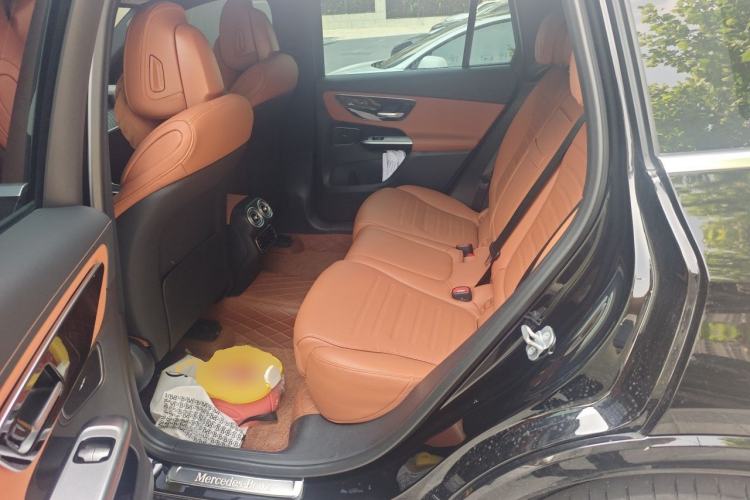 Used Mercedes-Benz GLC 2023 Refreshed GLC 300 L 4MATIC Dynamic Edition 5 Seats Left Rear Seat