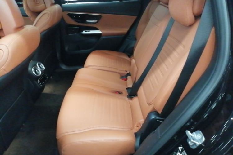 Used Mercedes-Benz GLC 2023 GLC 260 L 4MATIC Luxury 7-Seater Left Rear Seat
