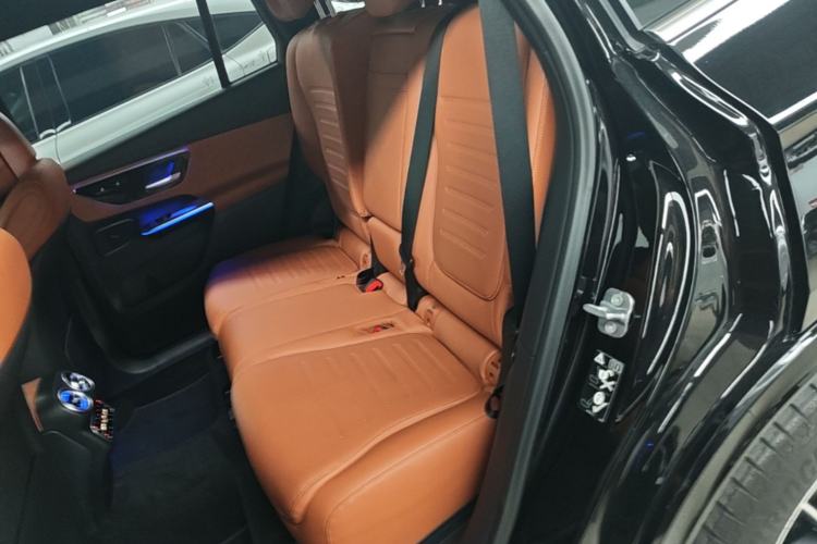 Used Mercedes-Benz GLC 2023 Refreshed GLC 300 L 4MATIC Dynamic Version 7-Seater Left Rear Seat