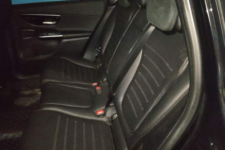 Used Mercedes-Benz GLC 2023 GLC 300 L 4MATIC Dynamic Edition 5-seater Left Rear Seat