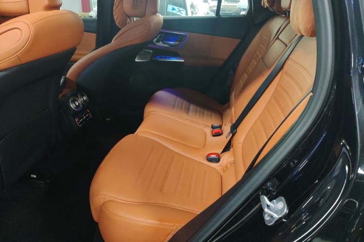 Used Mercedes-Benz GLC 2023 Refreshed GLC 300 L 4MATIC Dynamic Edition 5 Seats Left Rear Seat