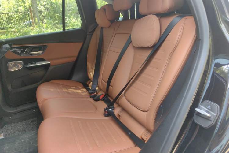 Used Mercedes-Benz GLC 2023 GLC 300 L 4MATIC Dynamic Edition 5-seater Left Rear Seat