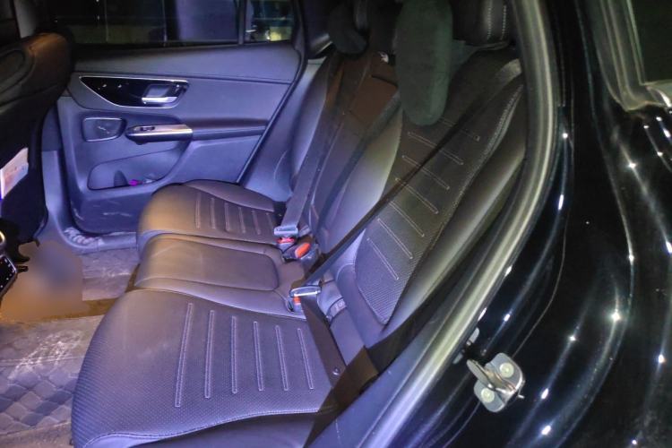 Used Mercedes-Benz GLC 2023 GLC 260 L 4MATIC Dynamic Edition 5-seater Left Rear Seat