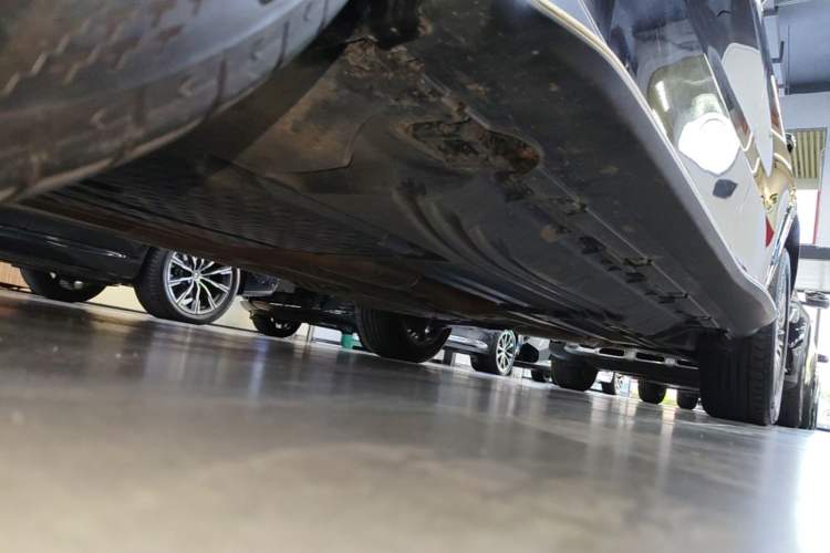 Used Mercedes-Benz GLC 2023 GLC 300 L 4MATIC Dynamic 7-Seater Left Side Sill