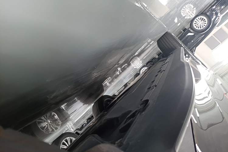 Used Mercedes-Benz GLC 2023 Refreshed GLC 300 L 4MATIC Dynamic Edition 5 Seats Left Side Sill