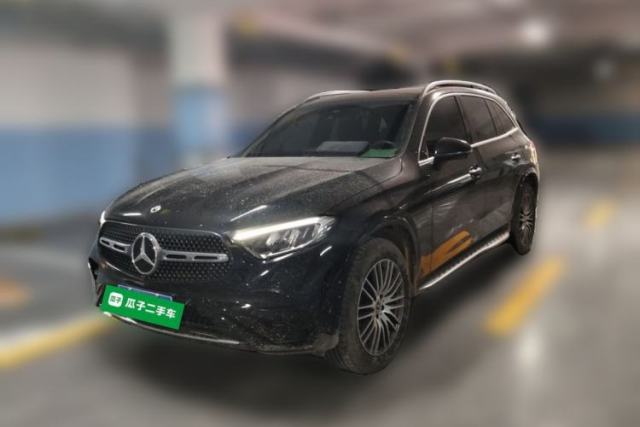 Ojetý Mercedes-Benz GLC 2023 GLC 300 L 4MATIC Dynamic Edition 5-seater