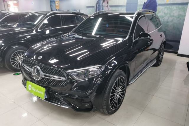 Ojetý Mercedes-Benz GLC 2023 GLC 300 L 4MATIC Luxury 7-Seater