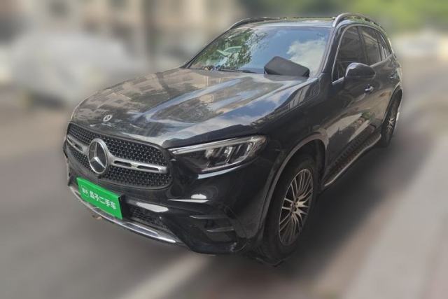 Ojetý Mercedes-Benz GLC 2023 GLC 300 L 4MATIC Dynamic Edition 5-seater