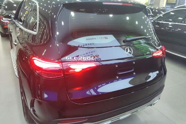 Used Mercedes-Benz GLC 2023 Facelift GLC 260 L 4MATIC Luxury Version 5 Seats Rear