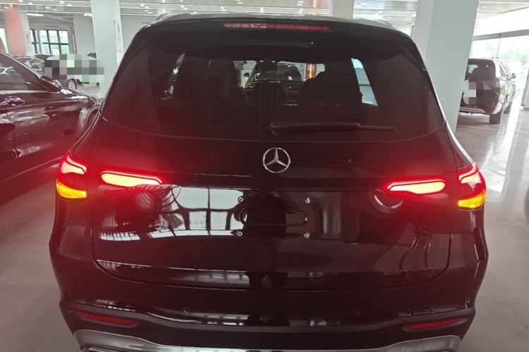 Used Mercedes-Benz GLC 2023 Facelift GLC 260 L 4MATIC Dynamic Version 5 Seats Rear
