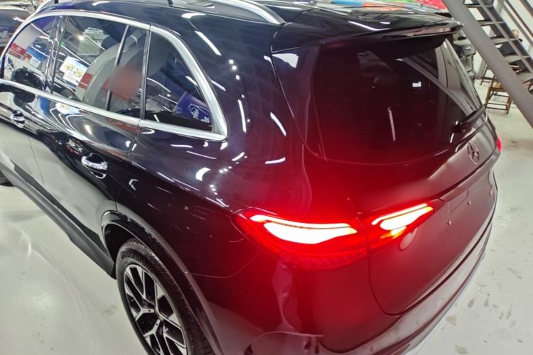 Used Mercedes-Benz GLC 2023 GLC 260 L 4MATIC Luxury Model 5 Seats Rear