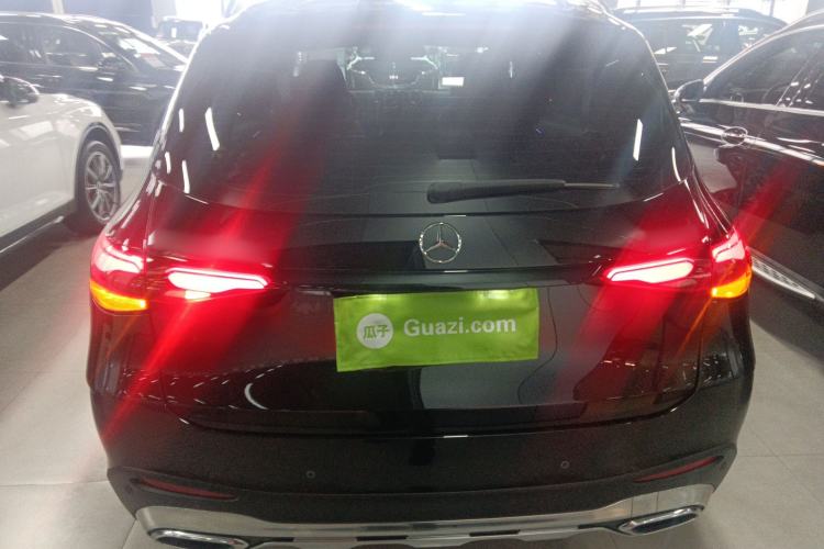 Used Mercedes-Benz GLC 2023 Facelift GLC 260 L 4MATIC Dynamic Version 5 Seats Rear