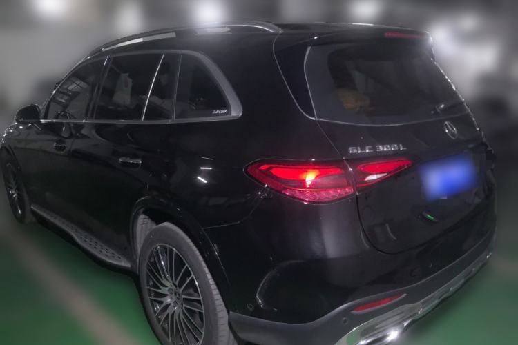 Used Mercedes-Benz GLC 2023 GLC 300 L 4MATIC Luxury 7-Seater Rear Left 45 Deg
