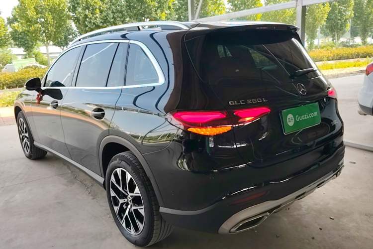Used Mercedes-Benz GLC 2023 Facelift GLC 260 L 4MATIC Dynamic Version 5 Seats Rear Left 45 Deg