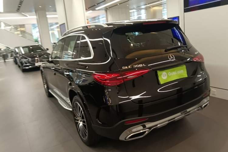 Used Mercedes-Benz GLC 2023 GLC 300 L 4MATIC Luxury 7-Seater Rear Left 45 Deg
