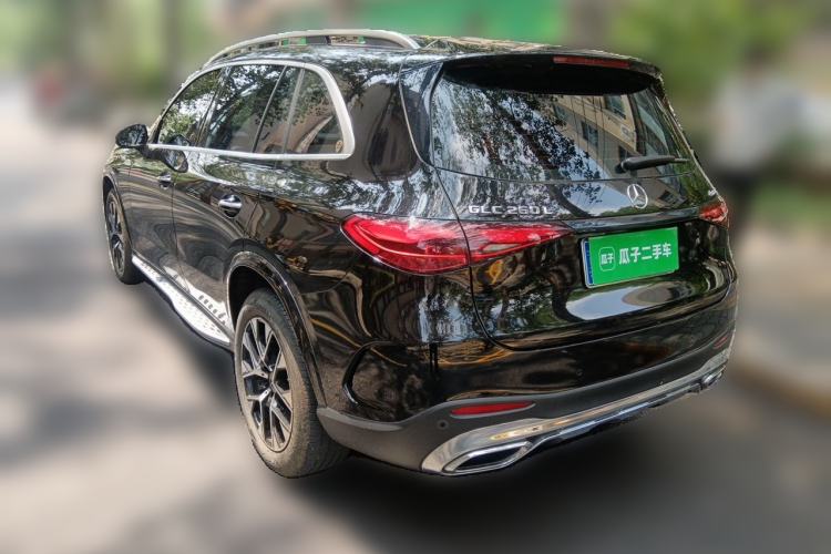 Used Mercedes-Benz GLC 2023 Facelift GLC 260 L 4MATIC Luxury Version 5 Seats Rear Left 45 Deg