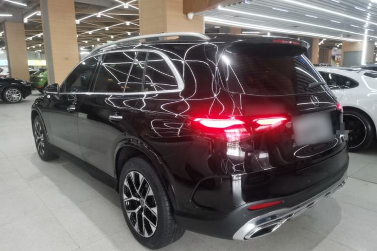 Used Mercedes-Benz GLC 2023 GLC 260 L 4MATIC Luxury Model 5 Seats Rear Left 45 Deg
