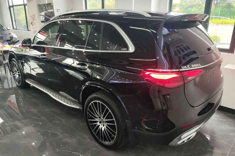 Used Mercedes-Benz GLC 2023 Refreshed GLC 300 L 4MATIC Luxury Version 7 Seats Rear Left 45 Deg