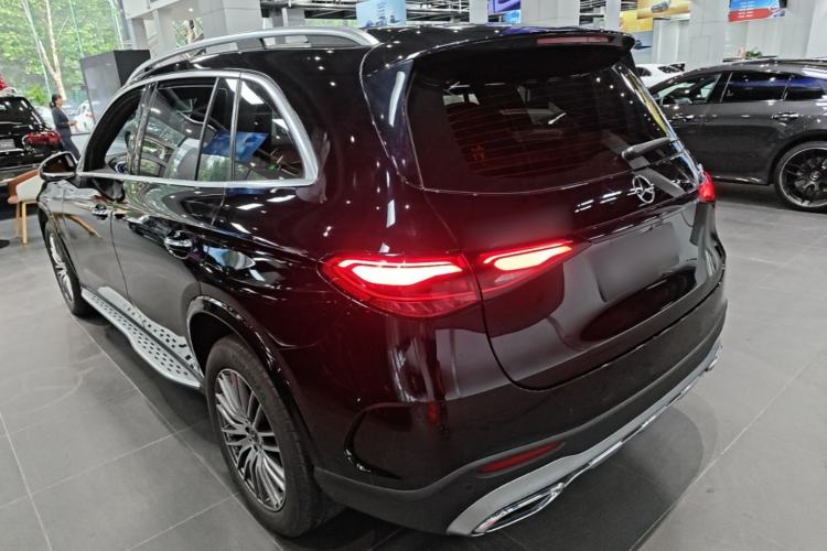 Used Mercedes-Benz GLC 2023 Refreshed GLC 300 L 4MATIC Dynamic Version 7-Seater Rear Left 45 Deg