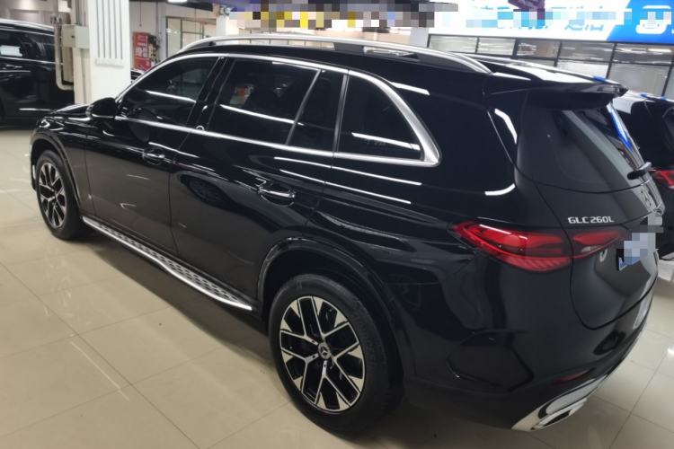 Used Mercedes-Benz GLC 2023 Facelift GLC 260 L 4MATIC Luxury Version 7-Seater Rear Left 45 Deg