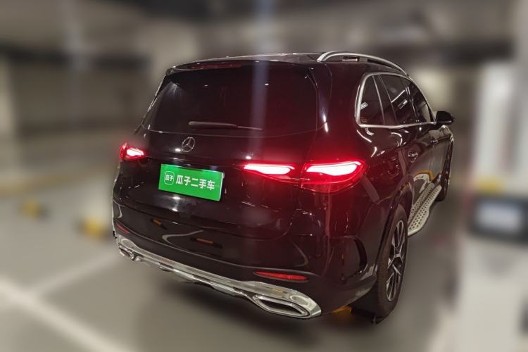 Used Mercedes-Benz GLC 2023 GLC 260 L 4MATIC Luxury 7-Seater Rear Right 45 Deg