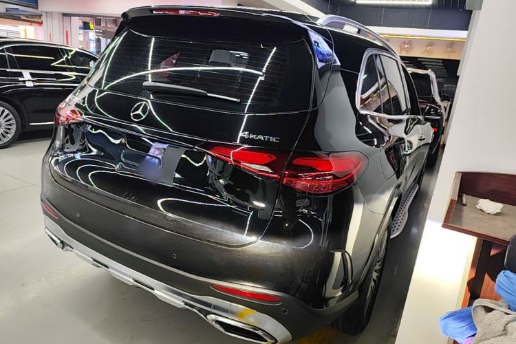 Used Mercedes-Benz GLC 2023 GLC 300 L 4MATIC Dynamic 7-Seater Rear Right 45 Deg