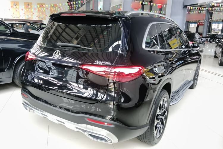 Used Mercedes-Benz GLC 2023 GLC 260 L 4MATIC Dynamic Edition 5-seater Rear Right 45 Deg