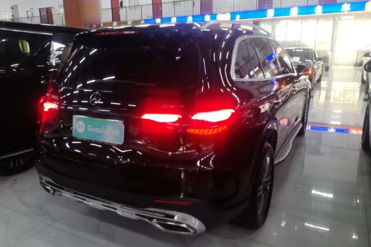 Used Mercedes-Benz GLC 2023 GLC 300 L 4MATIC Dynamic 7-Seater Rear Right 45 Deg