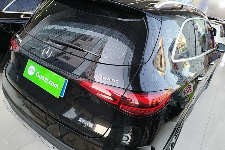 Used Mercedes-Benz GLC 2023 GLC 260 L 4MATIC Luxury Model 5 Seats Rear Right 45 Deg