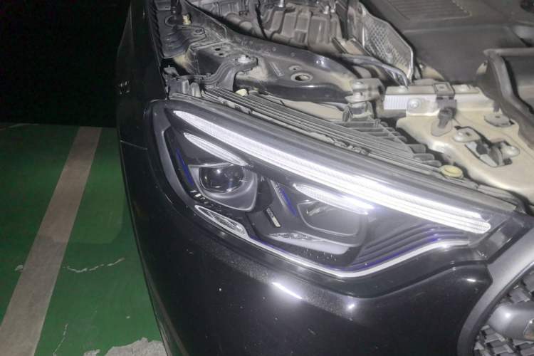 Used Mercedes-Benz GLC 2023 GLC 300 L 4MATIC Luxury 7-Seater Right Front Headlight