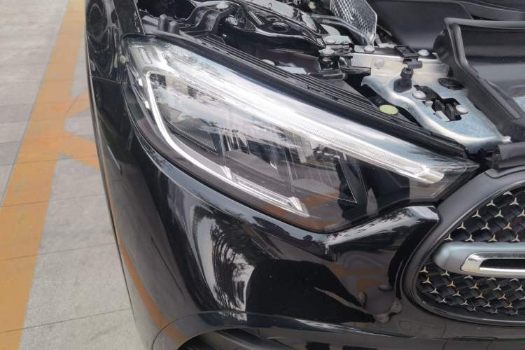 Used Mercedes-Benz GLC 2023 GLC 300 L 4MATIC Dynamic 7-Seater Right Front Headlight