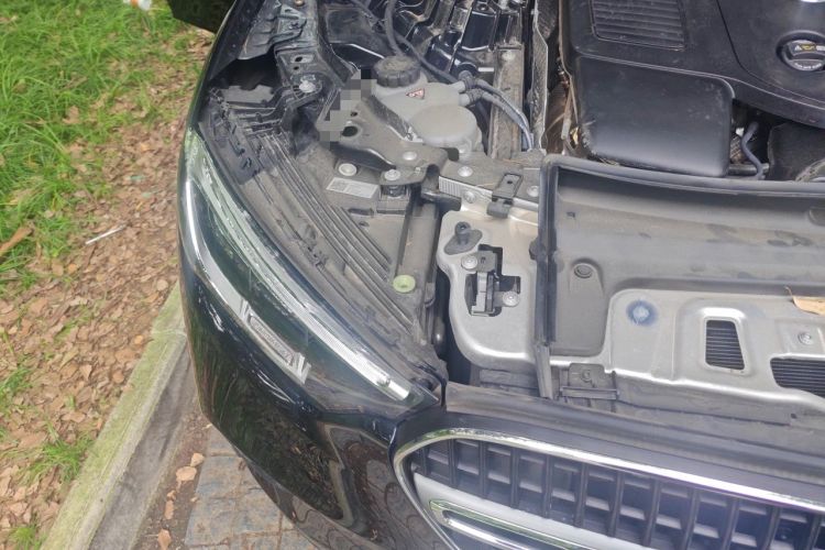 Used Mercedes-Benz GLC 2023 GLC 260 L 4MATIC Dynamic Edition 5-seater Right Front Headlight