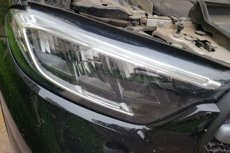Used Mercedes-Benz GLC 2023 Refreshed GLC 300 L 4MATIC Dynamic Version 7-Seater Right Front Headlight
